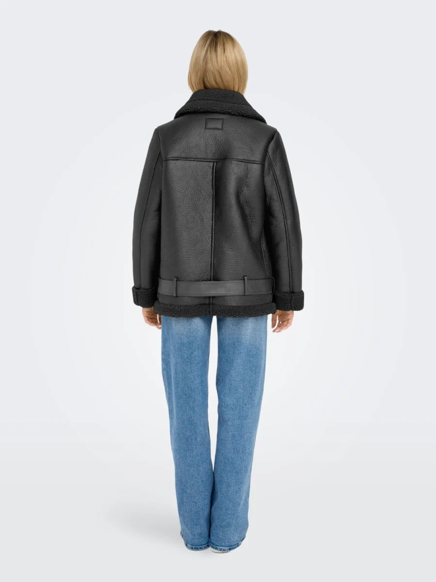 only spreadcollarstrapatcollarbiker black 2