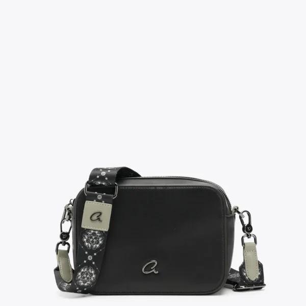 3 1020 0999 BLACK003 1