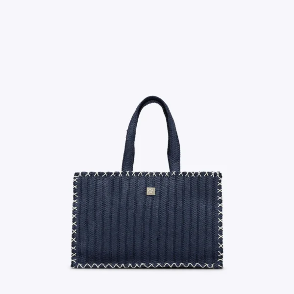 2 1010 3695 BLUE002 1